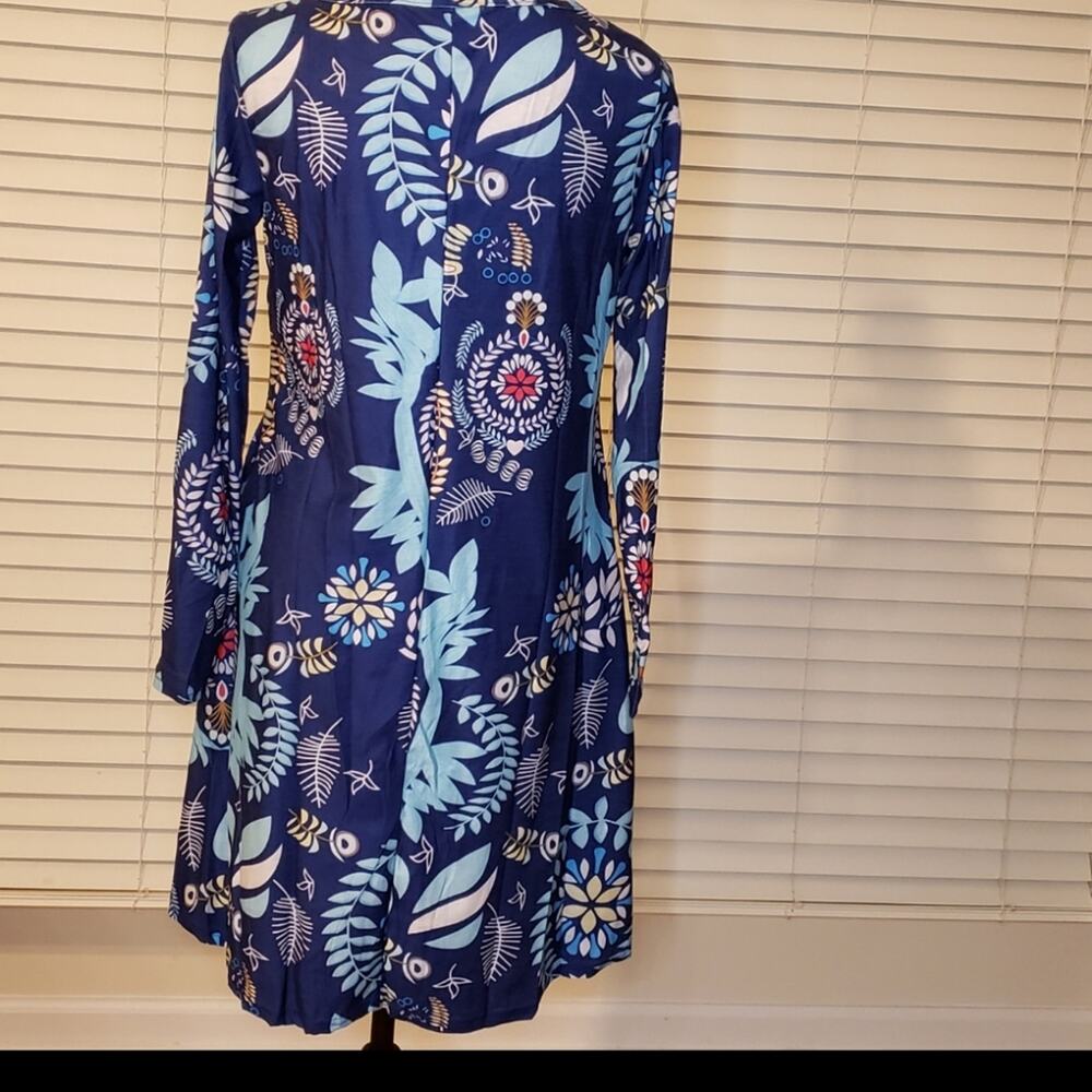 Floral Scoop Neck Dress with Pockets NWT - Picture 4 of 10